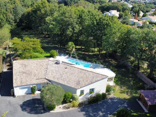 Maison 6 pièces 157 m²