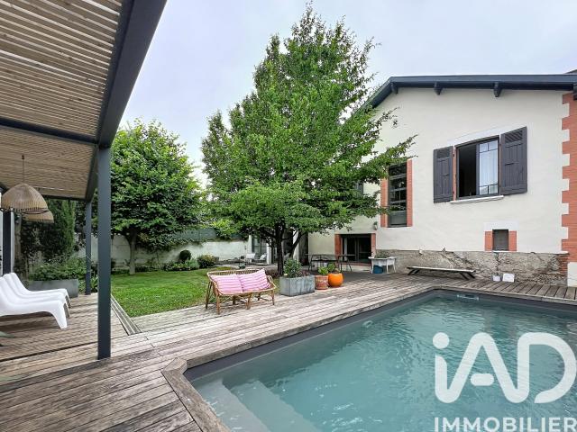 Maison 6 pièces 157 m²
