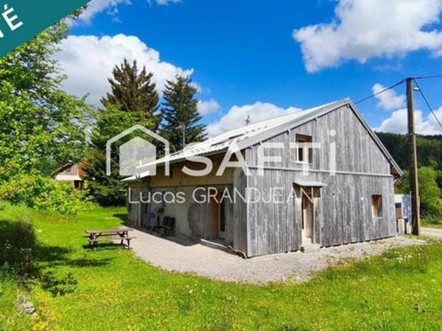 Maison 6 pièces 157 m²