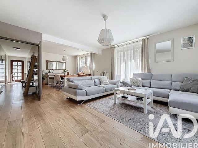 Maison 6 pièces 157 m²