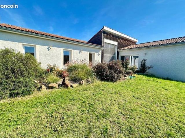 Maison 6 pièces 158 m²