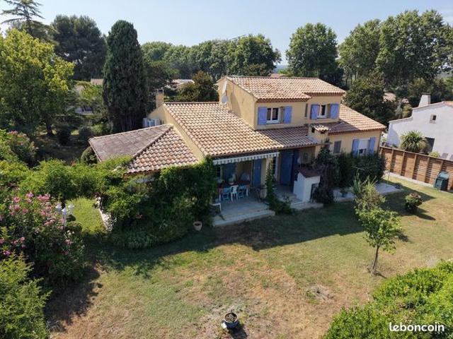 Maison 6 pièces 158 m²