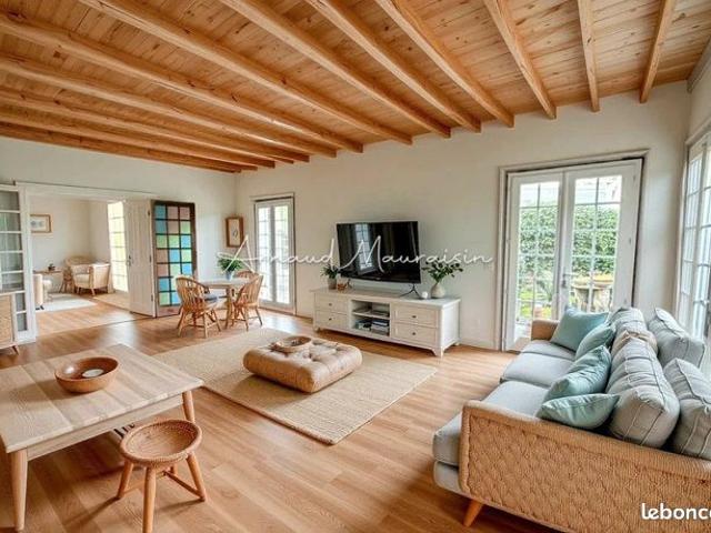 Maison 6 pièces 158 m²