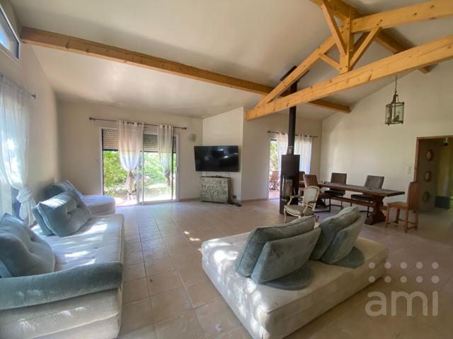 Maison 6 pièces 158 m²