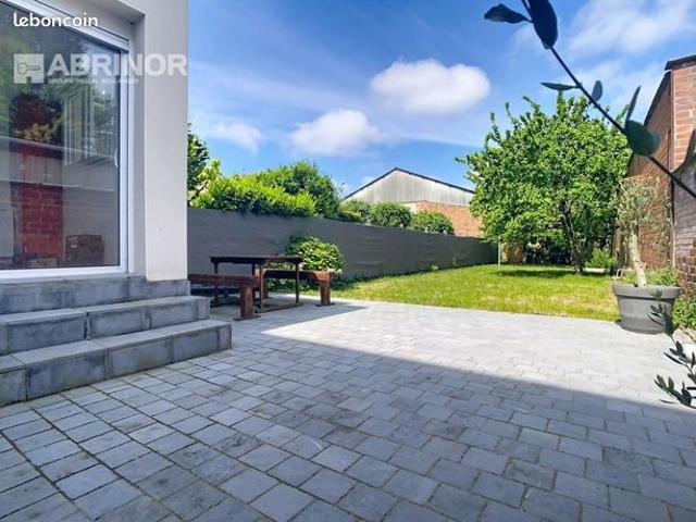 Maison 6 pièces 158 m²