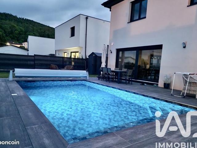 Maison 6 pièces 158 m²