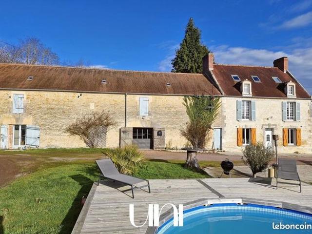 Maison 6 pièces 350 m²