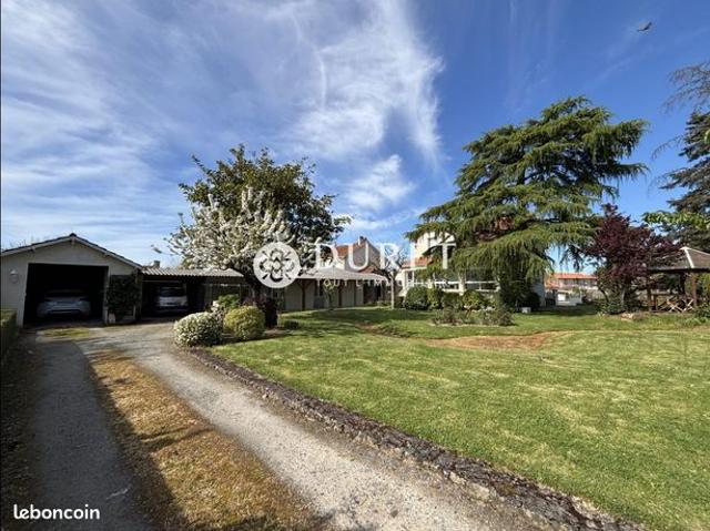 Maison 6 pièces 158 m²