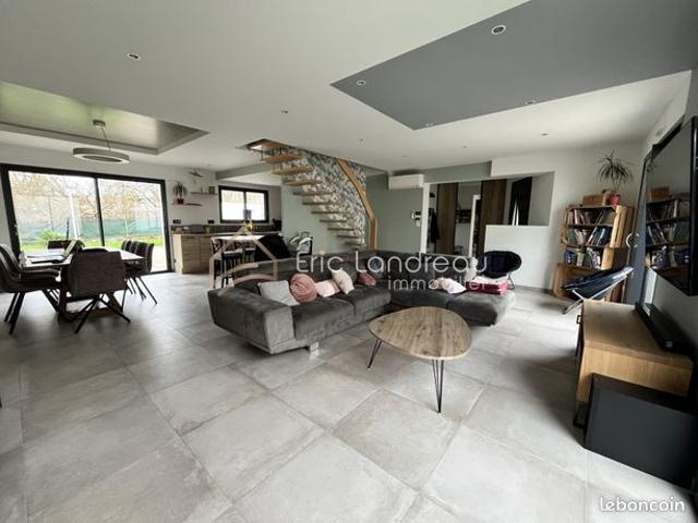 Maison 6 pièces 158 m²