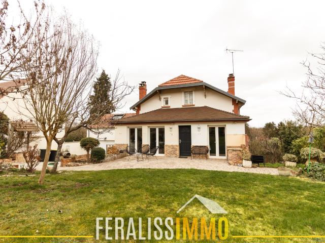 Maison 6 pièces 158 m²