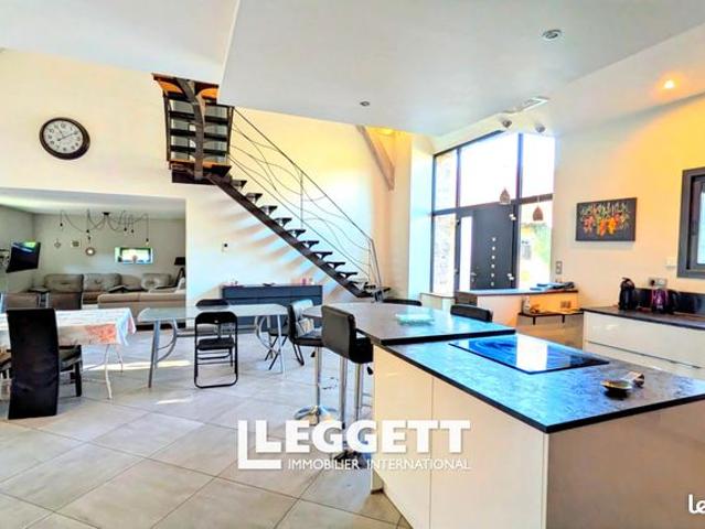 Maison 6 pièces 158 m²