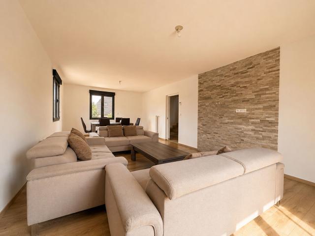 Maison 6 pièces 158 m²