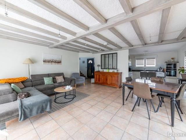 Maison 6 pièces 158 m²