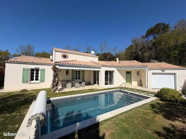 Maison 6 pièces 158 m²