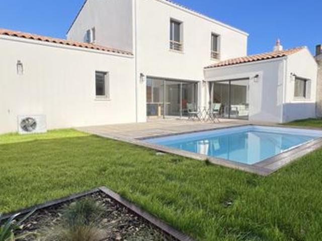 Maison 6 pièces 158 m²