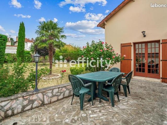 Maison 6 pièces 158 m²