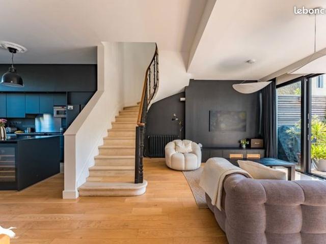 Maison 6 pièces 158 m²