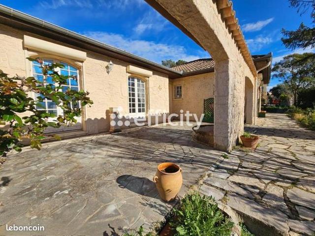 Maison 6 pièces 158 m²