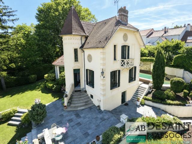 Maison 6 pièces 158 m²
