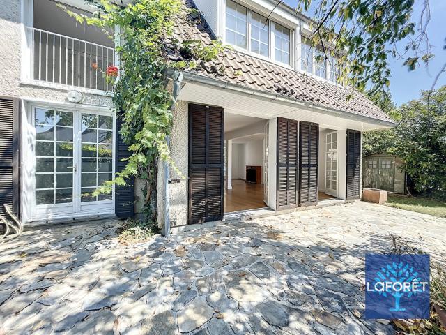 Maison 6 pièces 158 m²