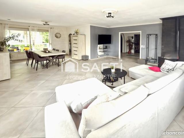 Maison 6 pièces 158 m²