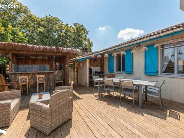 Maison 6 pièces 158 m²