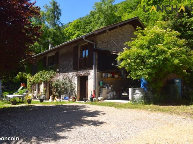 Maison 6 pièces 158 m²
