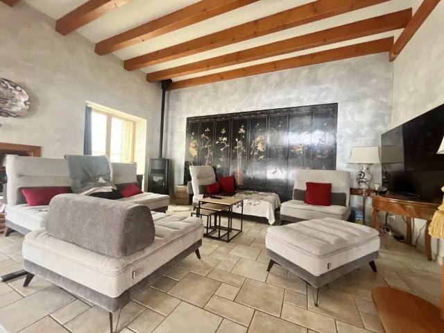 House with 6 rooms on sale in Chens sur Léman 221 m² | dreamo. Ch