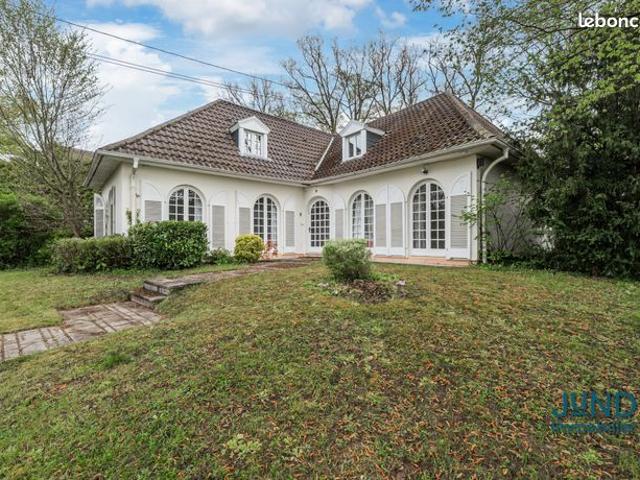 Maison 6 pièces 159 m²