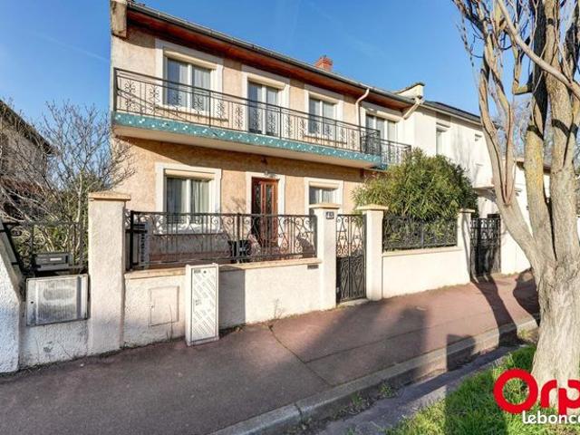 Maison 6 pièces 159 m²