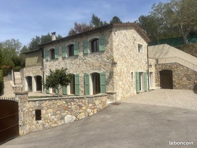 Maison 6 pièces 159 m²