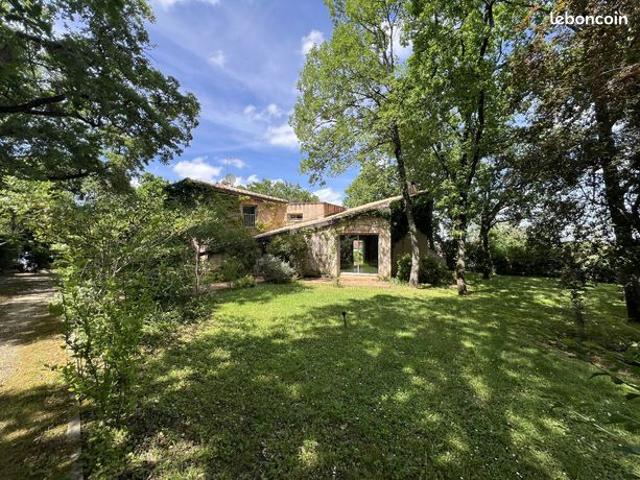Maison 6 pièces 159 m²