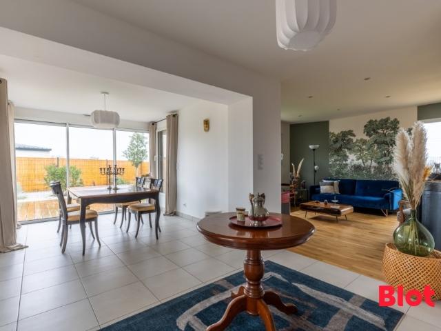 Maison 6 pièces 159 m²