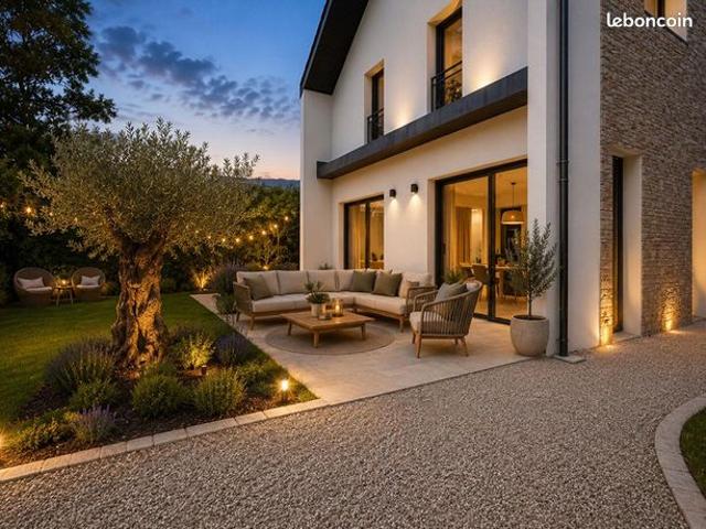 Maison 6 pièces 159 m²