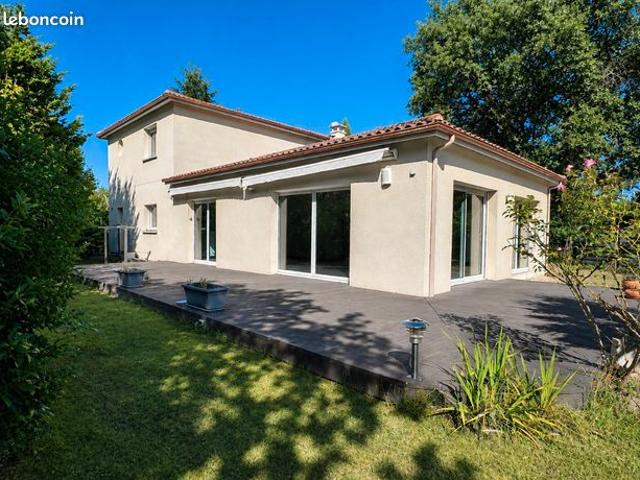 Maison 6 pièces 159 m²