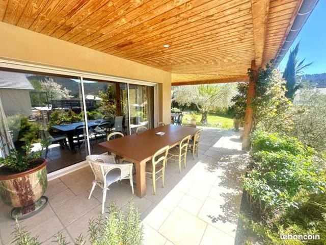 Maison 6 pièces 159 m²