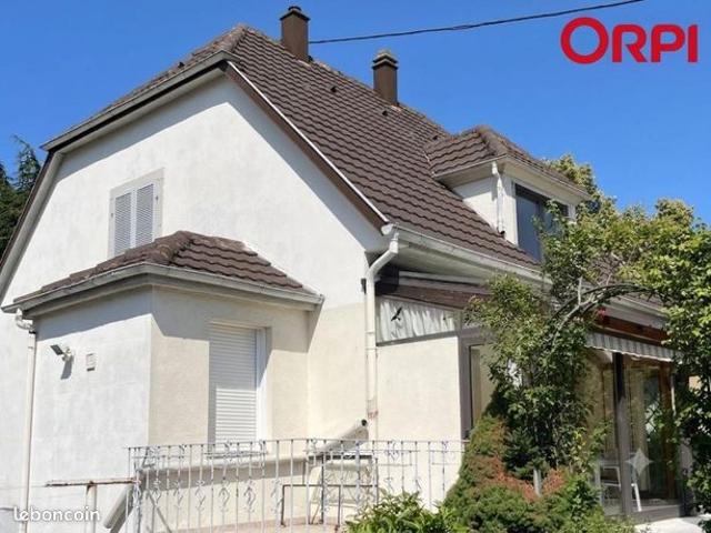 Maison 6 pièces 159 m²