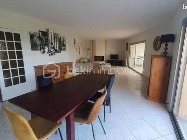 Maison 6 pièces 159 m²