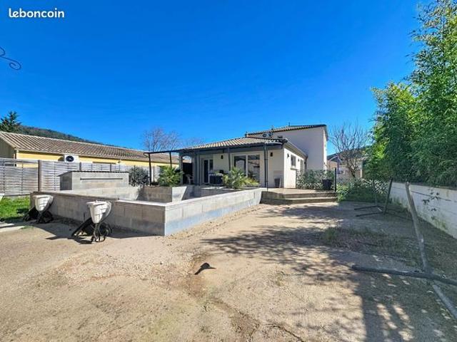 Maison 6 pièces 159 m²