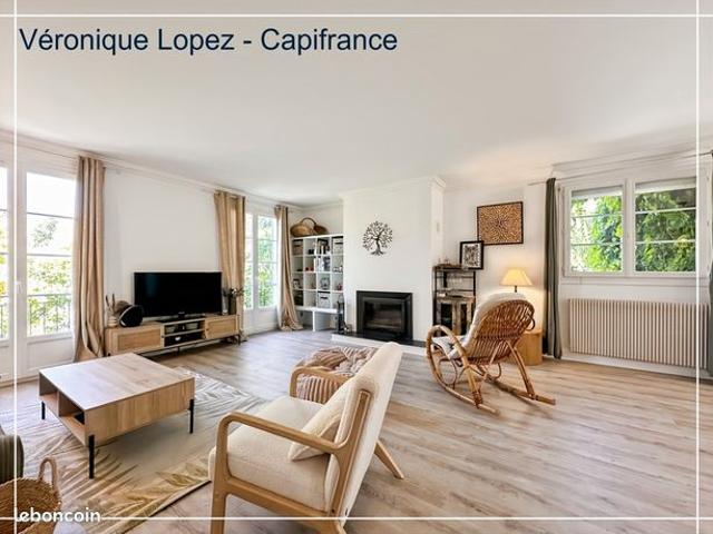 Maison 6 pièces 159 m²