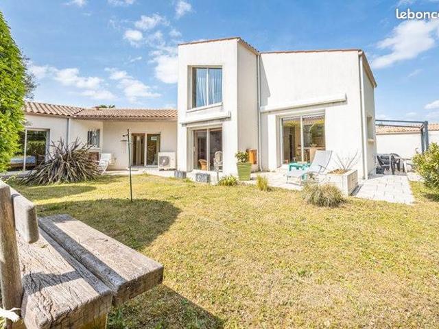 Maison 6 pièces 150 m²
