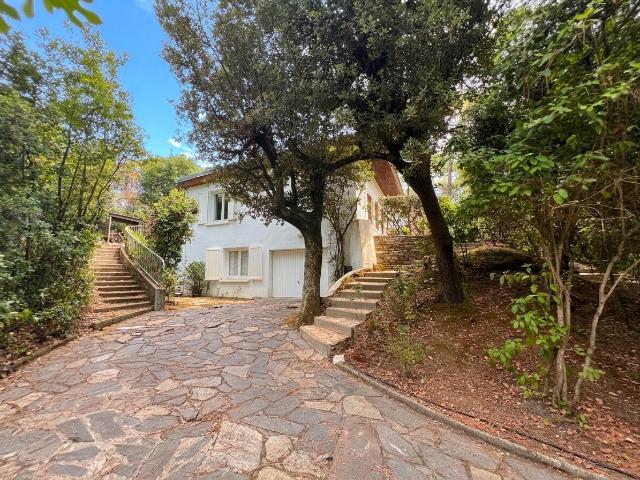 Maison 6 pièces 150 m²