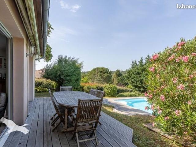 Maison 6 pièces 150 m²