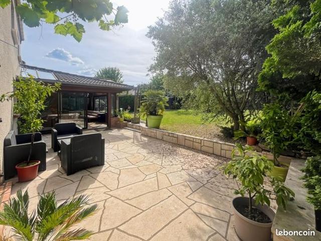 Maison 6 pièces 150 m²
