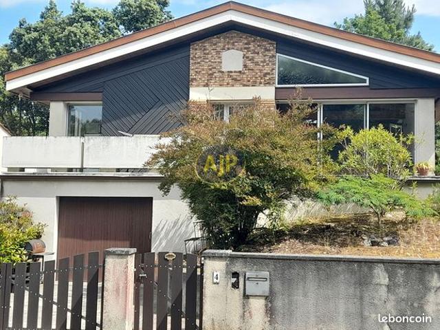 Maison 6 pièces 150 m²