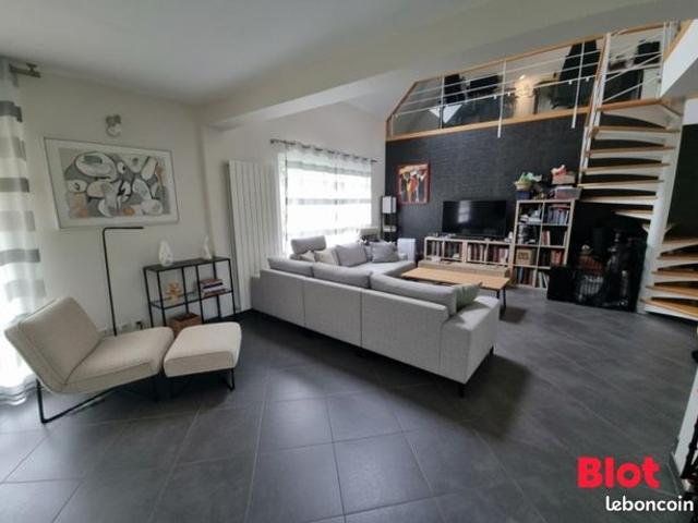 Maison 6 pièces 150 m²