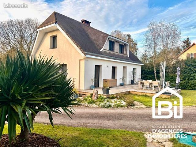 Maison 6 pièces 150 m²
