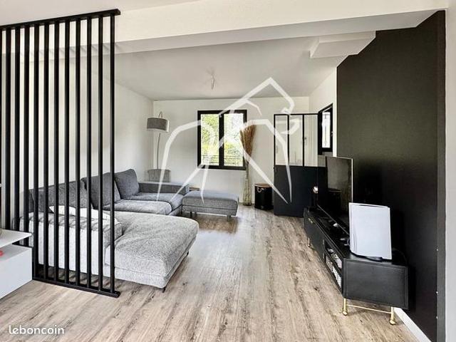 Maison 6 pièces 150 m²