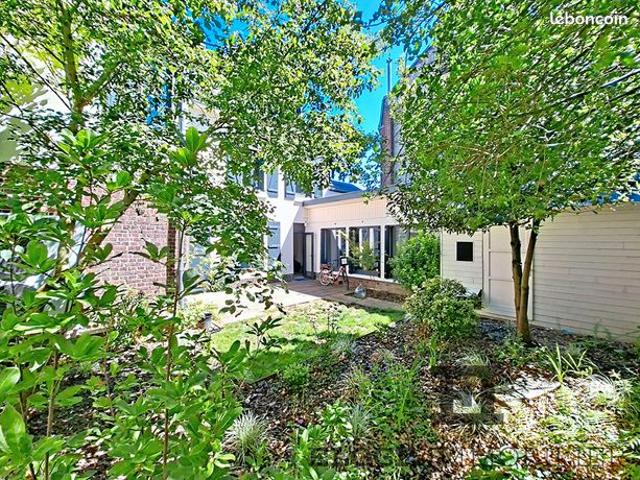 Maison 6 pièces 150 m²