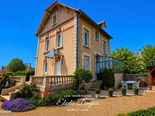 Maison 6 pièces 150 m²